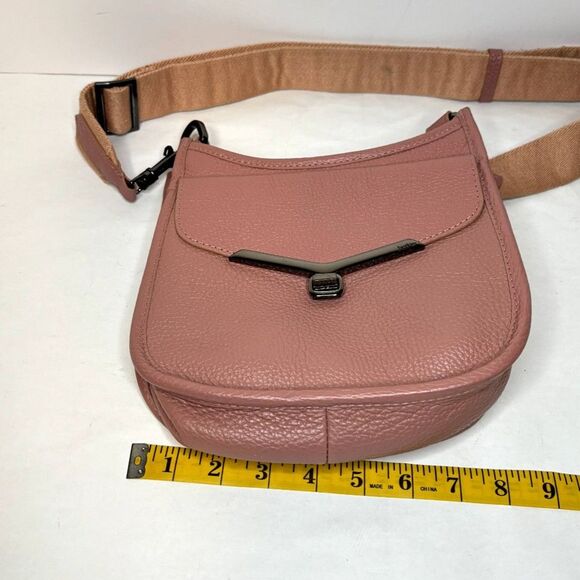 Valentina Botkier Saddle Leather Hobo Blush Pink Crossbody Shoulder Bag Womens - Picture 11 of 11